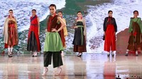 BBF 2018 yang digelar di Gelanggang Seni Budaya, Taman Blambangan, Banyuwangi, mengusung tema motif gedhegan (anyaman bambu).