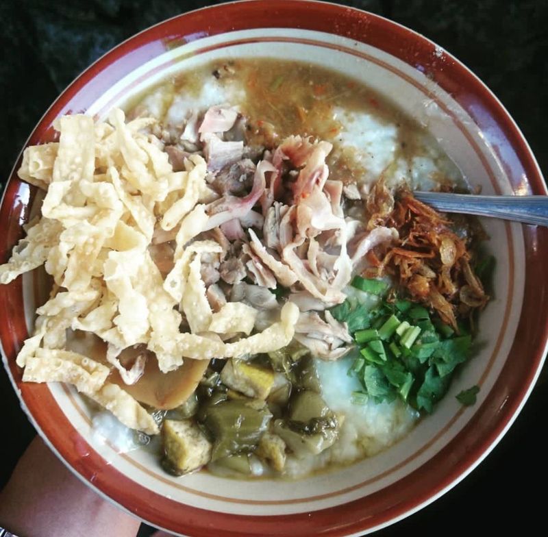 bubur ayam Sukabumi untuk sarapan
