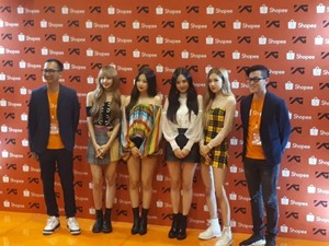 BLACKPINK Resmi Jadi Brand Ambassador Shopee