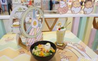 Gemasnya! Ini Dia Kafe Gudetama Pertama di Indonesia