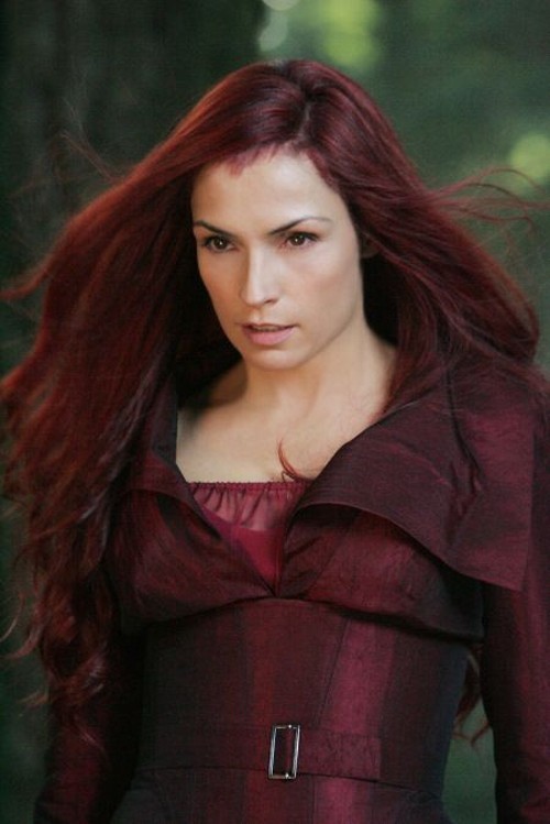 Xmen3-331  Famke Janssen portrays Jean Grey, a mutant with incalculably powerful telekinetic and telepathic abilities, who is ÒrebornÓ as Dark Phoenix.