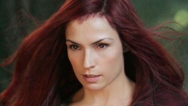Xmen3-331  Famke Janssen portrays Jean Grey, a mutant with incalculably powerful telekinetic and telepathic abilities, who is ÒrebornÓ as Dark Phoenix.
