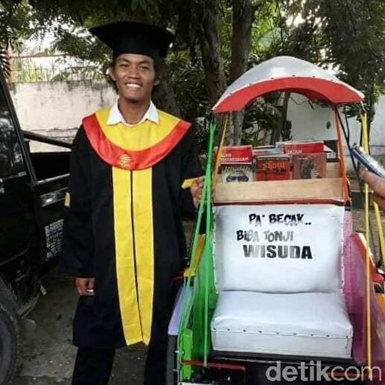 Viral Tukang Becak di Sulbar Wisuda Sarjana Viral Tukang Becak di Sulbar Wisuda Sarjana