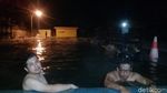 Foto: Berendam Malam-malam di Banjarnegara, Ini Tempatnya