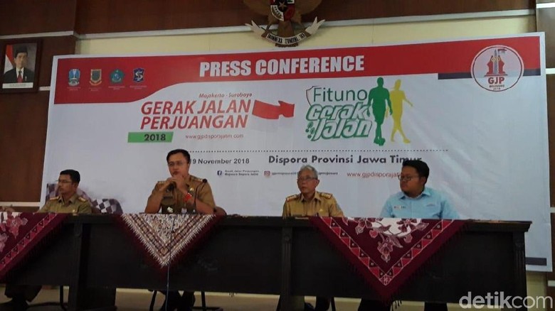 Gerak Jalan Mojokerto-Surabaya Digelar Desember, Ini Total Hadiahnya Gerak Jalan Mojokerto-Surabaya Digelar Desember, Ini Total Hadiahnya