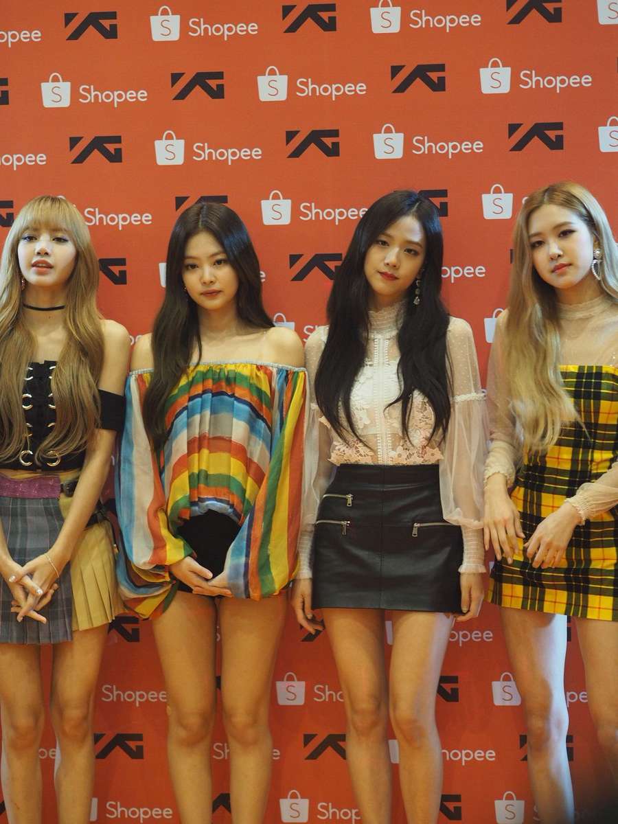 Penampilan BLACKPINK Jadi Brand Ambassador Shopee