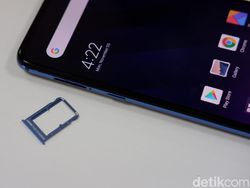 Kencan Singkat dengan Xiaomi Mi Mix 3