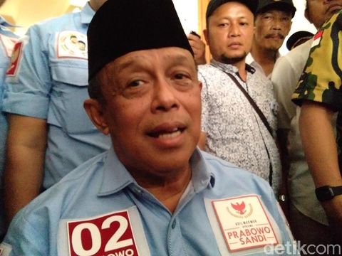 Kontroversi Poster, BPN Prabowo: Ada yang Ingin Jokowi Jadi Raja