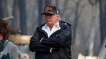 Momen Trump Tinjau Lokasi Pasca Kebakaran di California