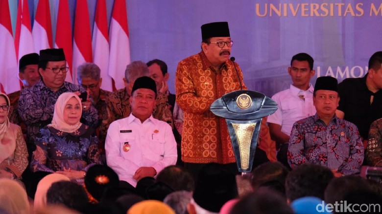Soekarwo Lapor Harga Bahan dan Kebutuhan, Jokowi Senang Soekarwo Lapor Harga Bahan dan Kebutuhan, Jokowi Senang