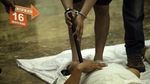 Begini Prarekonstruksi Pembunuhan Satu Keluarga di Bekasi
