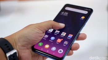 3. Mi Mix 3 dengan skor total 84. Nilai foto 83, video 85.Foto: Adi Fida Rahman/detikINET