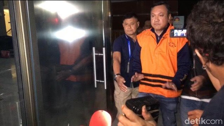 Ironis! Ini 37 Kepala Daerah yang Terciduk OTT KPK Ironis! Ini 37 Kepala Daerah yang Terciduk OTT KPK