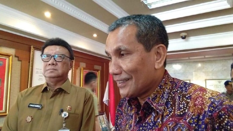 KPK-BPS Survei Integritas Pemda, Mendagri Bicara Suap di Bekasi KPK-BPS Survei Integritas Pemda, Mendagri Bicara Suap di Bekasi