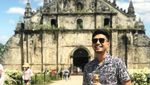 Begini Gaya Christian Bautista Saat Menikmati Es Krimi