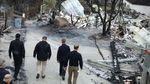 Momen Trump Tinjau Lokasi Pasca Kebakaran di California