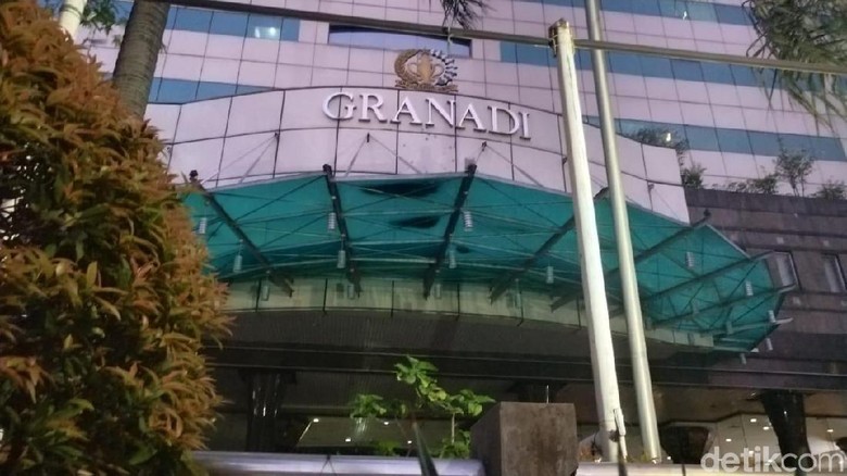 Aktivitas Normal di Granadi Kantor Tommy Soeharto yang Disita Aktivitas Normal di Granadi Kantor Tommy Soeharto yang Disita