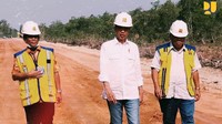 Salah satu ruas jalan perbatasan yang dikerjakan adalah Jalan Merauke - Sota - Boven Digoel sepanjang 422 km. Istimewa/Kementerian PUPR.