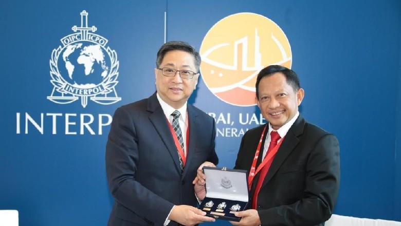 Polri Siap Bagi Pengalaman Tanggulangi Terorisme ke Polisi Hong Kong Polri Siap Bagi Pengalaman Tanggulangi Terorisme ke Polisi Hong Kong