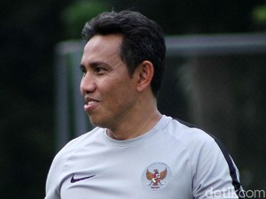 Bima Sakti Ajak Suporter Dukung Timnas Indonesia Vs Filipina di GBK