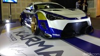Bodykit mobil itu berkonsep street racing widebody.
