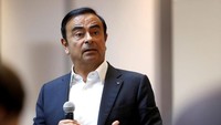 Ghosn tercatat sebagai orang pertama dalam industri otomotif yang memegang beberapa perusahaan sekaligus. Di Nissan dan Mitsubishi, Carlos Ghosn memegang jabatan sebagai chairman. Sementara di Renault, dia masih merangkap menjadi CEO dan Chairman. Reuters/Steve Marcus/File Photo.