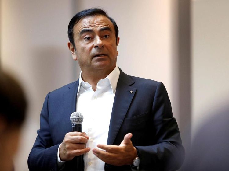 Bos Nissan Carlos Ghosn Ditangkap