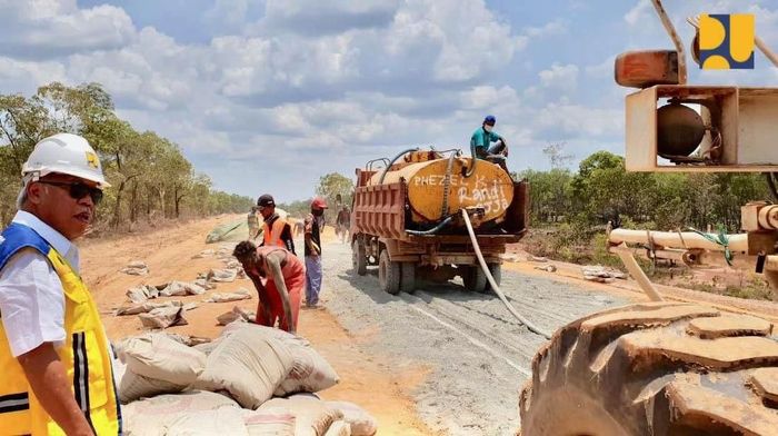 Image result for Mulai Lagi Tahun Depan, Proyek Trans Papua Jalan Terus