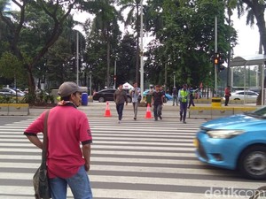 Warga Harap Tilang Elektronik Berlaku di Pelican Crossing