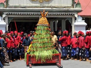 Ini 5  Makanan  Tradisional yang Selalu Disajikan Saat Maulid Nabi
