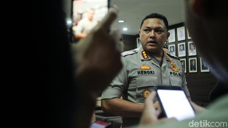 Pilot Ajak Rusuh 22 Mei, Polisi: Ada Upaya Melawan Pemerintah Pilot Ajak Rusuh 22 Mei, Polisi: Ada Upaya Melawan Pemerintah