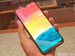 Penampakan Oppo A7 yang Tampil Mewah dan Menawan