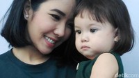 Dan di usia Gempita yang masih kecil, tentunya sosok ibu lebih dominan. Dok. detikHOT