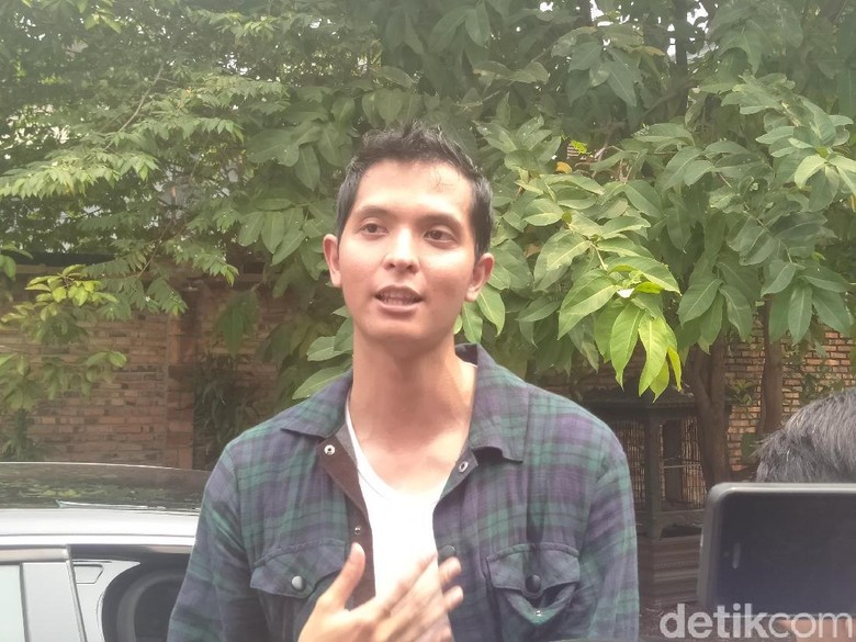 Keluarga Sayangkan Ada Gugatan Cerai di Rumah Tangga 