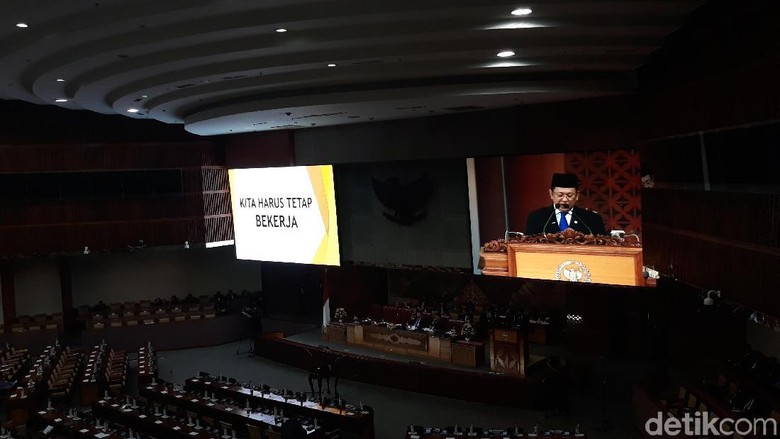 Bamsoet Minta Anggota DPR Tak Alasan Sibuk Kampanye di Sisa Jabatan Bamsoet Minta Anggota DPR Tak Alasan Sibuk Kampanye di Sisa Jabatan