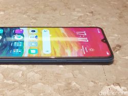 Penampakan Oppo A7 yang Tampil Mewah dan Menawan