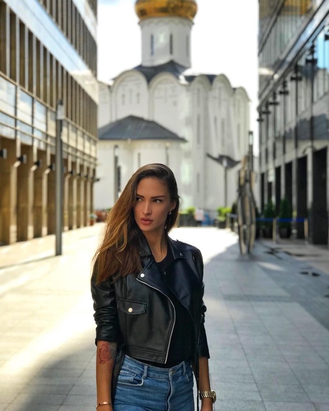 Didapuk jadi DJ Wanita Terseksi Sedunia pada 2014 dan 2015 pun membuat Katya tak menyangka bisa mendapatkan predikat tersebut. Foto: Instagram