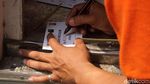 Bulog Gelar Lapak di Pasar Tomang Barat