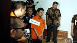 Detik-detik Pembunuhan Satu Keluarga Diperagakan Haris Simamora