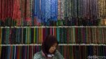 Pasar Batu Akik Rawa Bening Masih Eksis