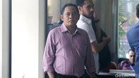 Dia dipanggil sebagai saksi untuk tersangka Billy Sindoro.
