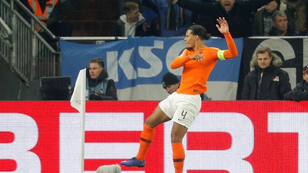 Virgil van Dijk jadi penyerang dadakan lawan Jerman (Leon Kuegeler/Reuters)