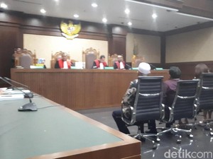 5 Anggota DPRD Sumut Didakwa Terima Uang Ketok Palu dari Gatot Pujo