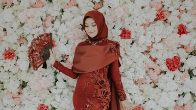 Foto: Nikah Tahun Depan? Intip Inspirasi Gaun Pengantin Hijab Ini