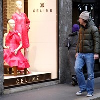 Di posisi terakhir, ada logo Celine. (Foto: Getty Images)