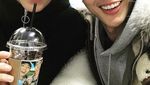 Pose Keren Nam Joo Hyuk Saat Makan Es Krim dan Ngemil Alpukat