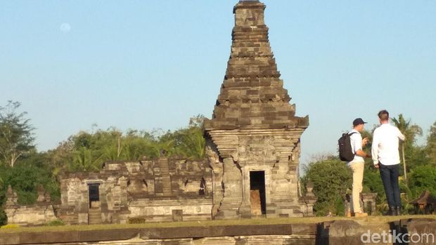 candi penataran di blitar