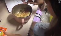3 Minggu Makan Mie Instan, Wanita Ini Harus Dirawat di Rumah Sakit