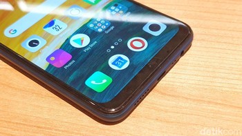 Ponsel ini akan menjalankan ColorOS 5.2 berbasis Android Oreo. Foto: Adi Fida Rahman/detikINET