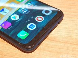 Penampakan Oppo A7 yang Tampil Mewah dan Menawan